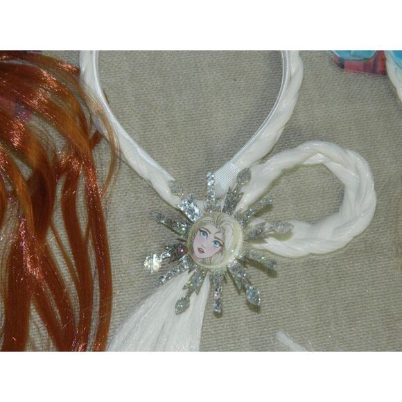 Disney FROZEN ADVENTURE‎ Book & Ornament Coloring Book Hair Extension Gift Set - Picture 8 of 12